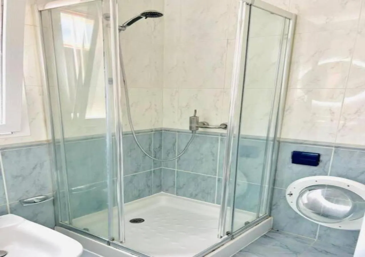Ground-Floor 1 Bedroom Condopool &Wifi Costa Adeje 칼라오살바헤 0*,  스페인