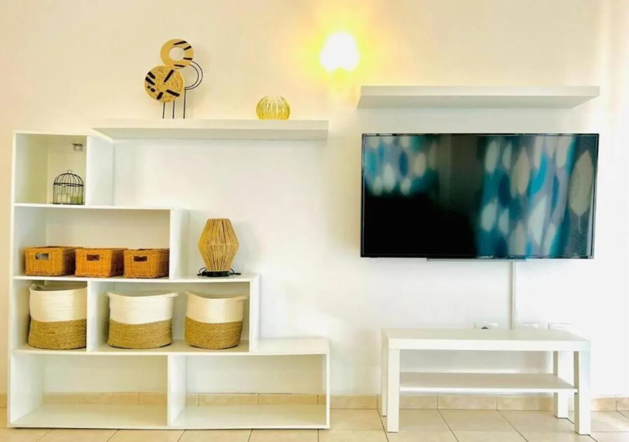Ground-Floor 1 Bedroom Condopool &Wifi Costa Adeje 칼라오살바헤 스페인