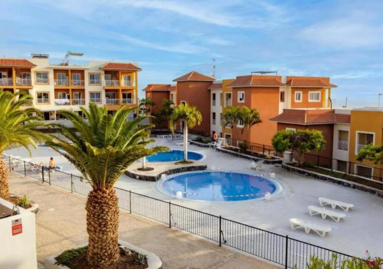 Ground-Floor 1 Bedroom Condopool &Wifi Costa Adeje location